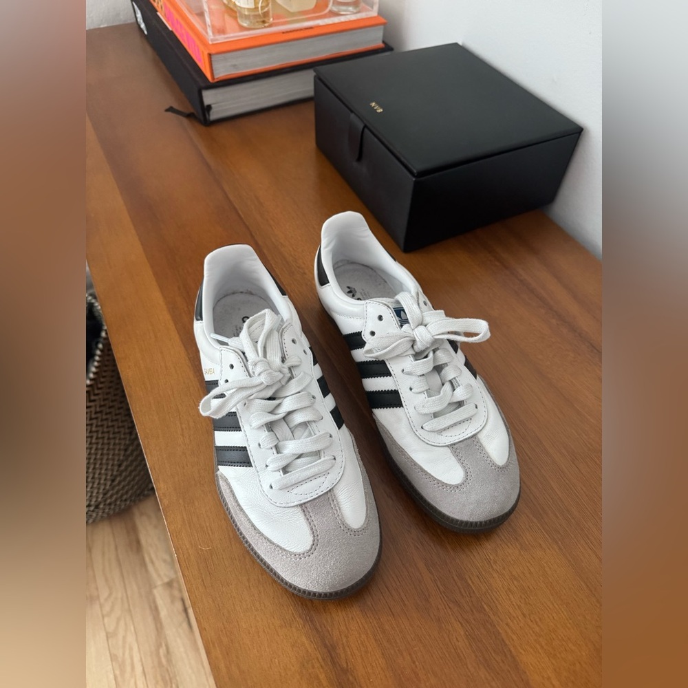 Adidas Sambas